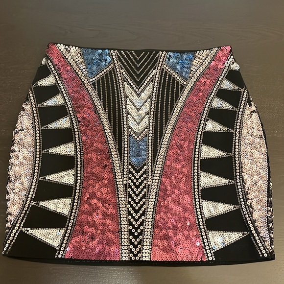 Express Sequin Mini Skirt - Picture 4 of 8
